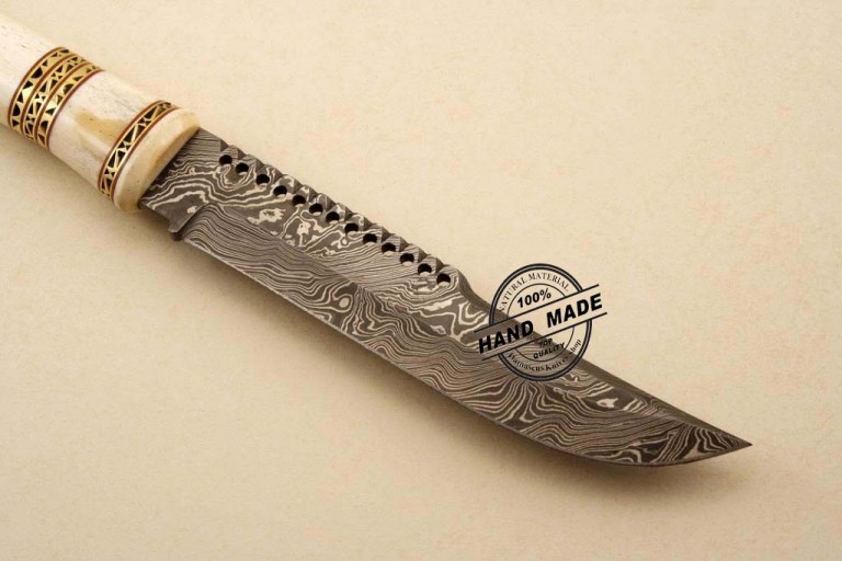 Amazing Damascus Bowie Knife Custom Handmade Damascus Steel