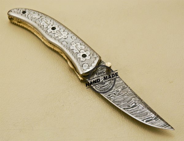 Custom Handmade Engraving Damascus Folding Knife