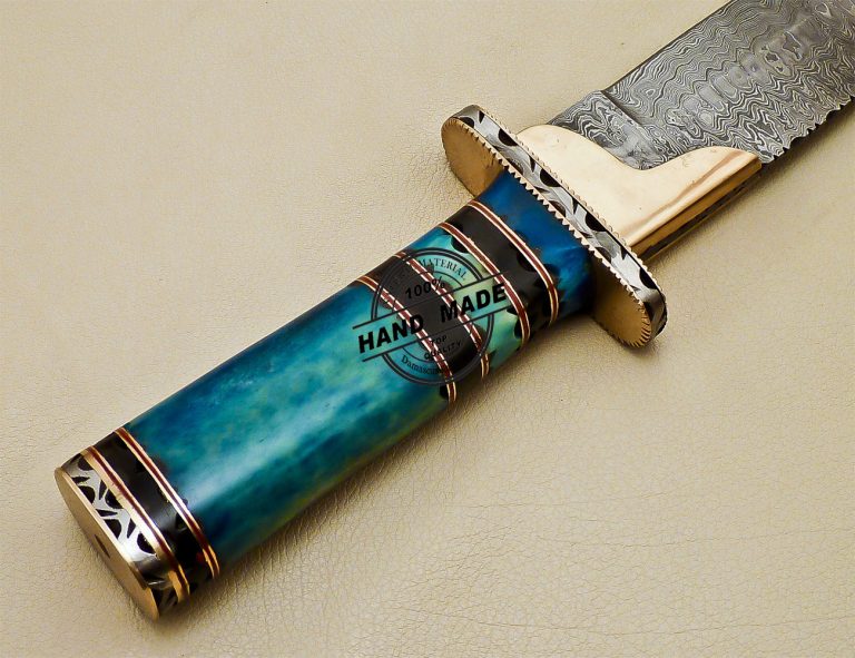 Handmade Damascus Steel Hunting Damascus Bowie Knife